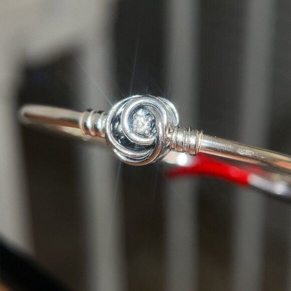 Pandora Cz Swirl Clasp Bangle - Picture 4 of 11